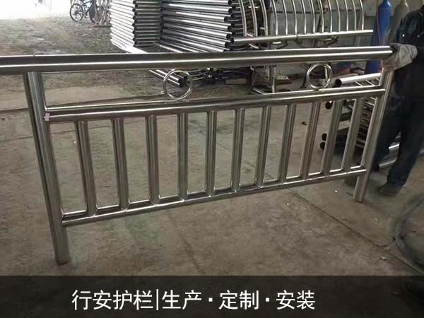 萍乡铁艺护栏_不锈钢围墙护栏本地商家